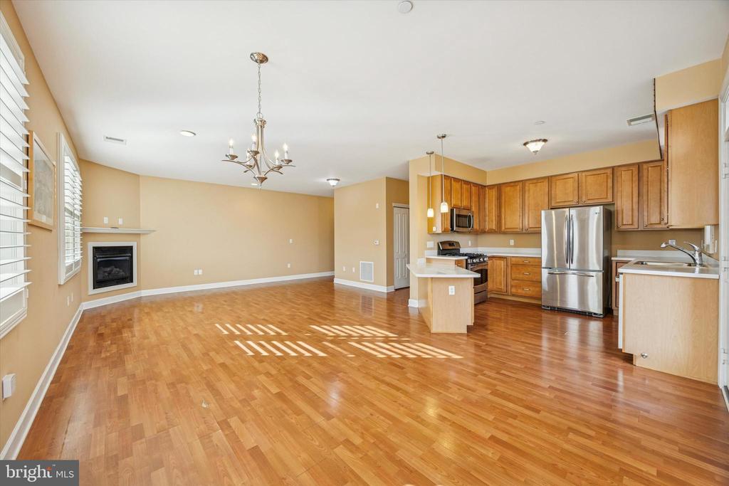 300 TYLER COURT 431
