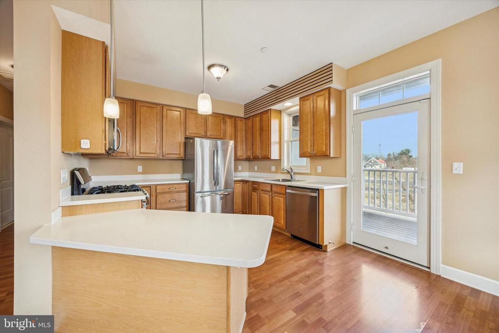 300 TYLER COURT 431