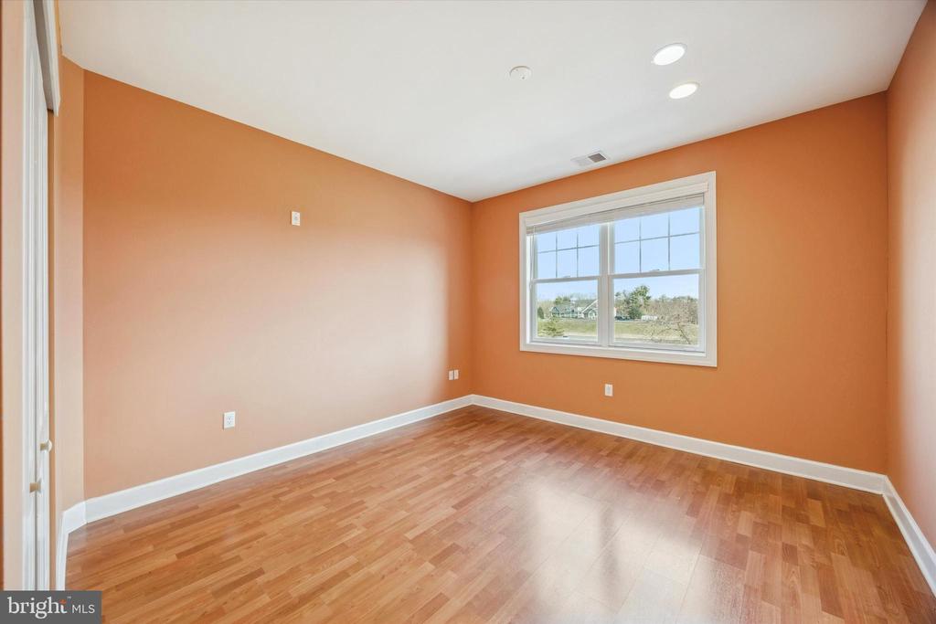 300 TYLER COURT 431
