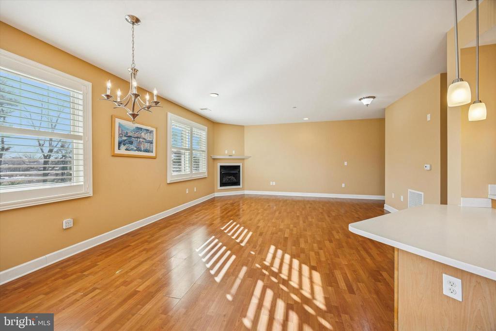 300 TYLER COURT 431