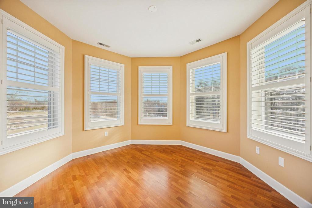 300 TYLER COURT 431