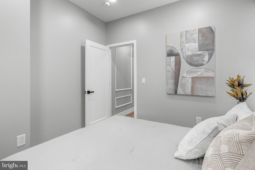 3538 NEW QUEEN STREET