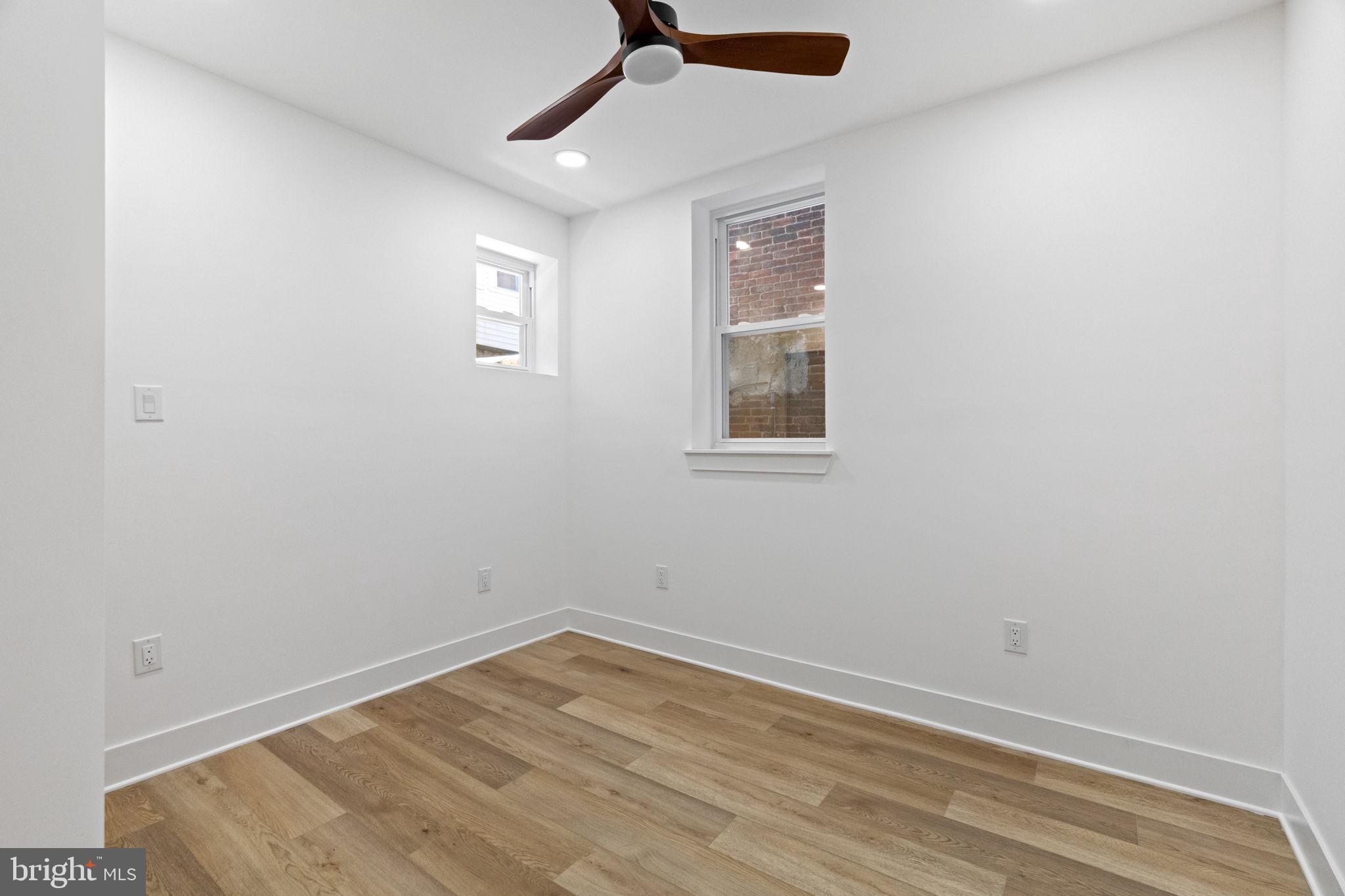 1502 S 52ND STREET
