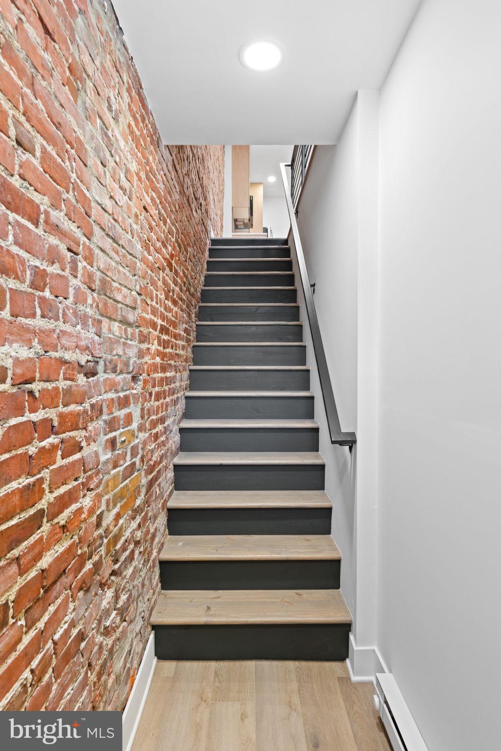 1502 S 52ND STREET
