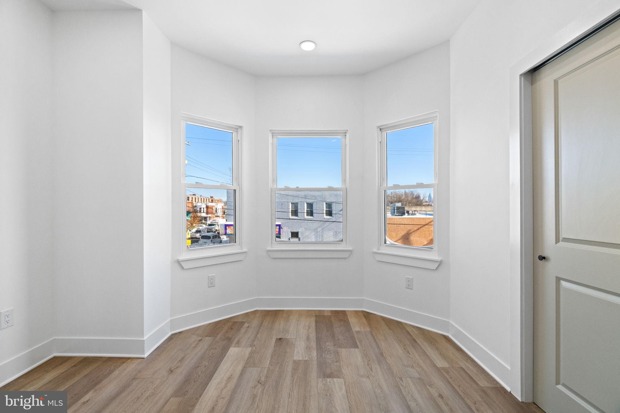 1502 S 52ND STREET
