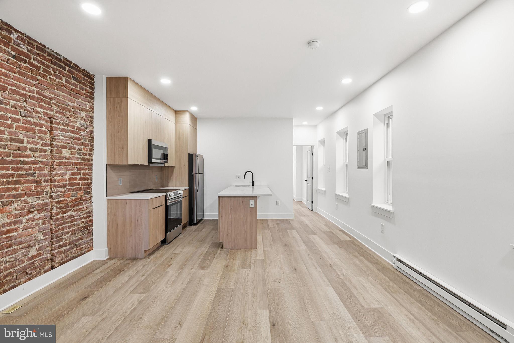 1502 S 52ND STREET
