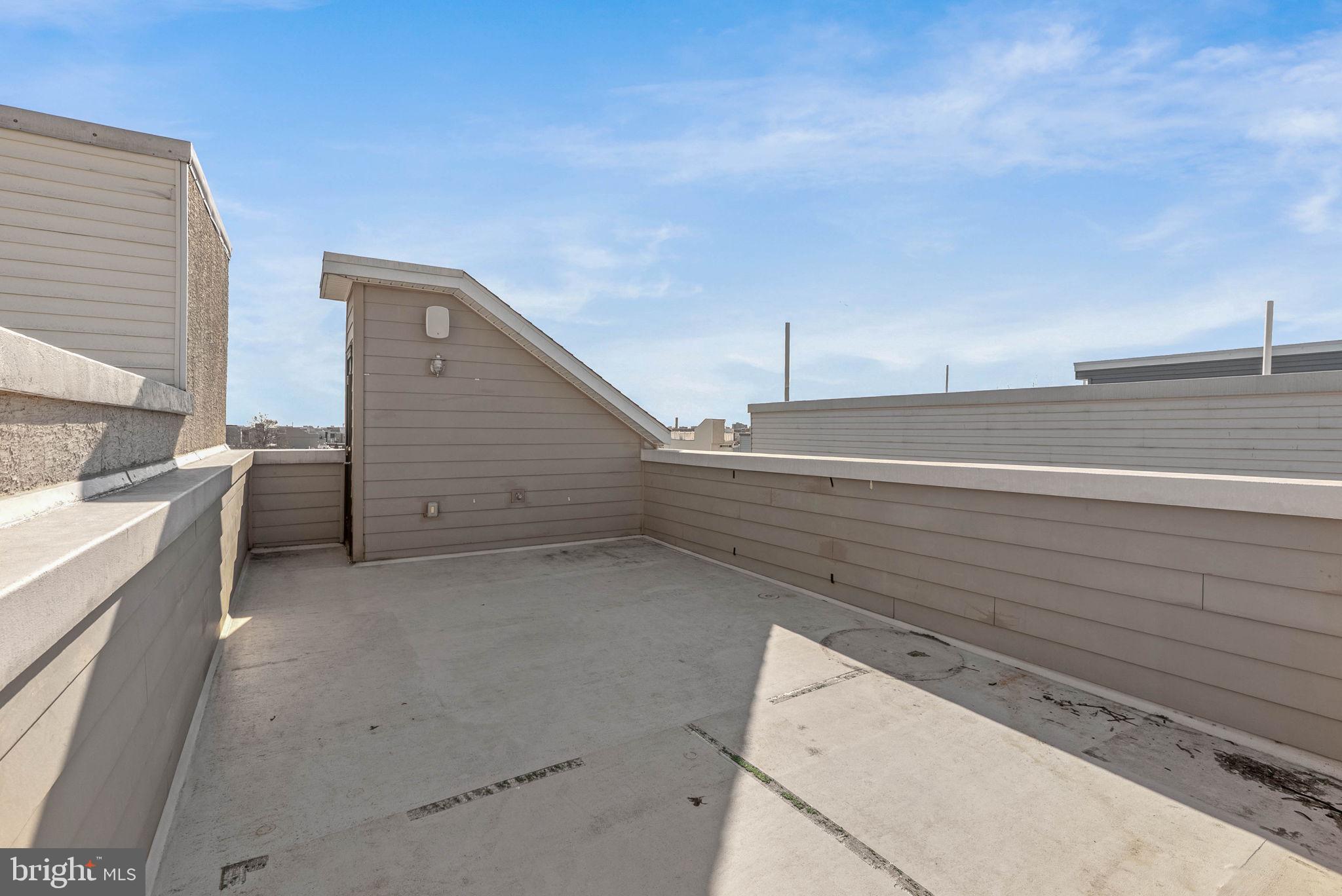 1912 GERRITT STREET