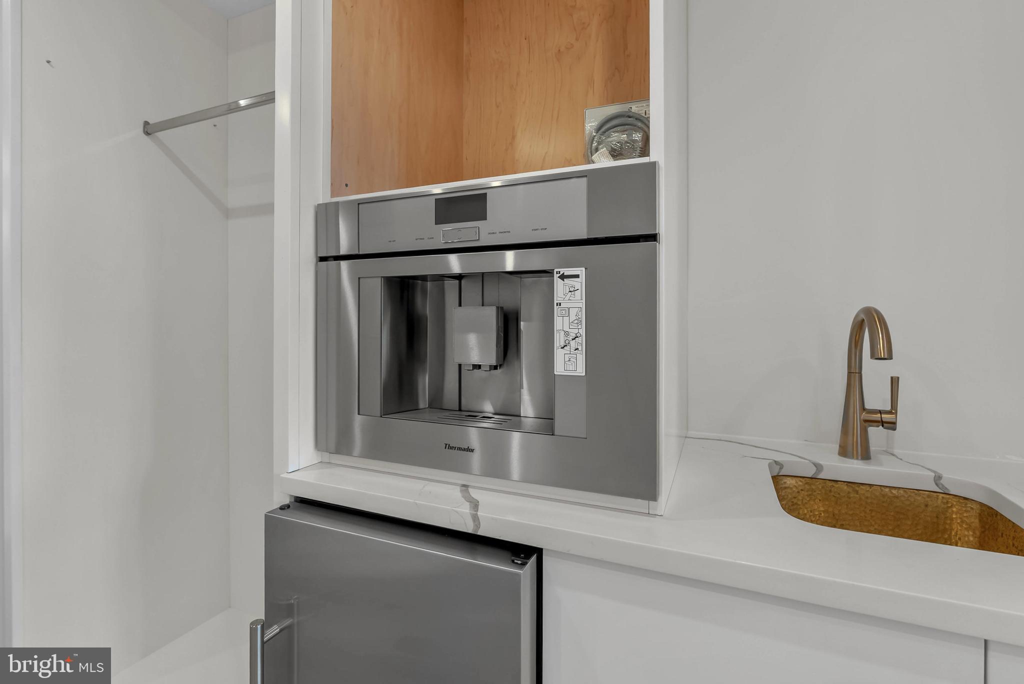 1100 WEBSTER STREET 4