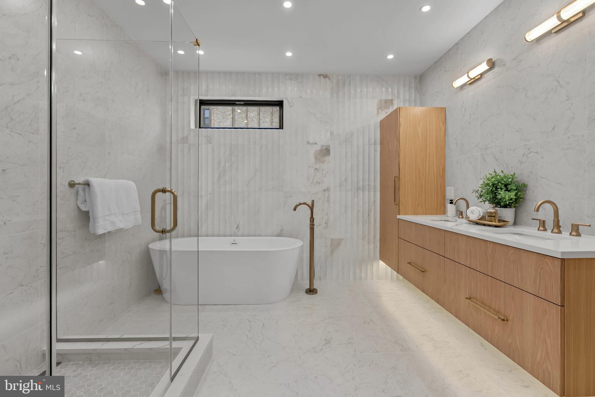 1100 WEBSTER STREET 4