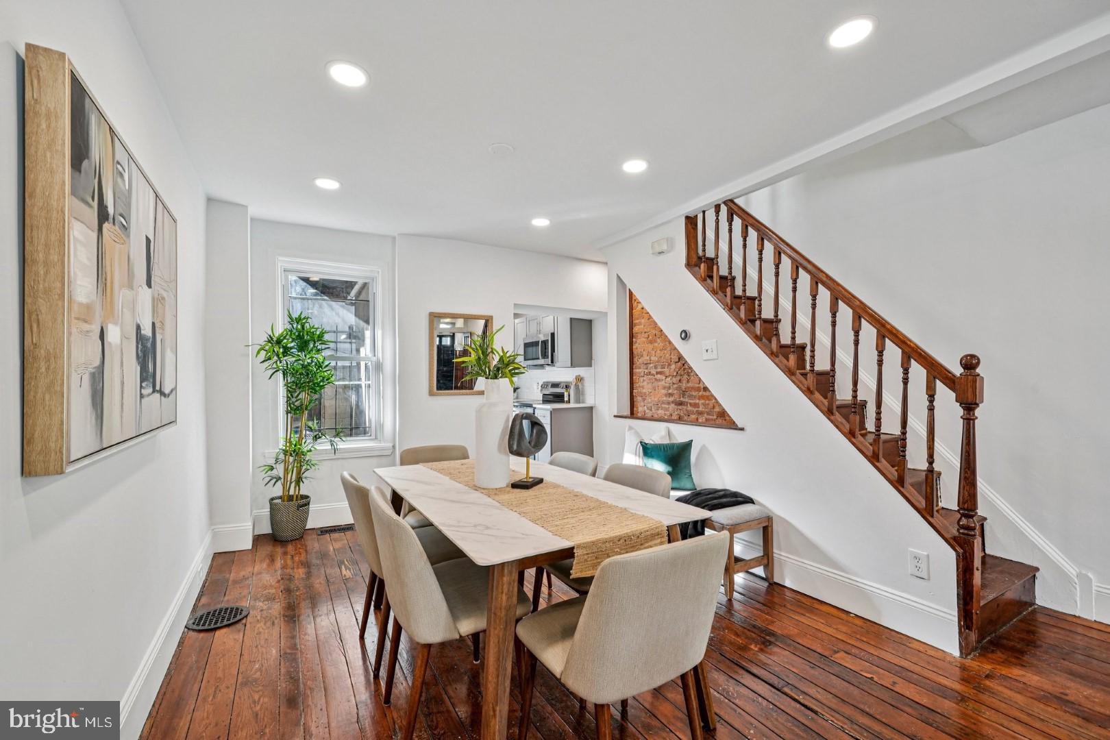 2432 MADISON SQUARE