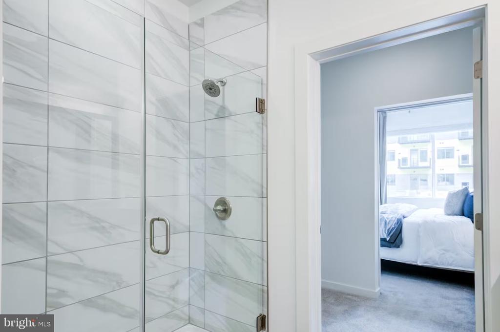 501-31 N COLUMBUS BOULEVARD 2313