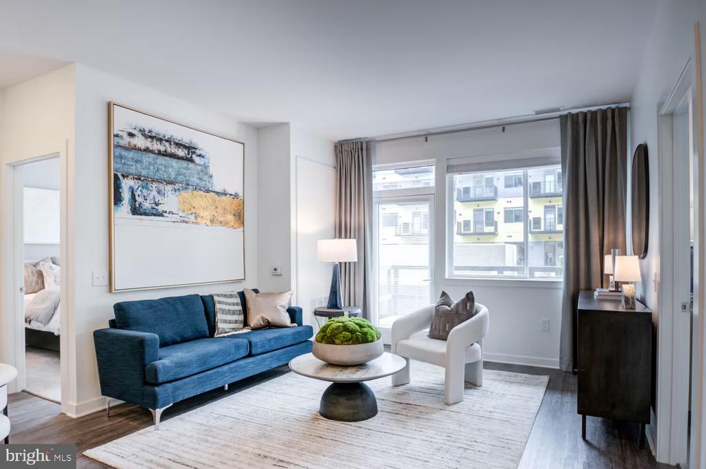 501-31 N COLUMBUS BOULEVARD 2313