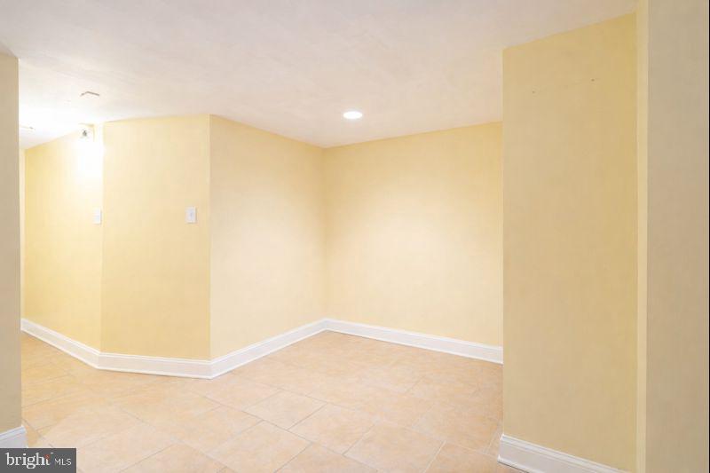 744 S 22ND STREET Unit: 1A