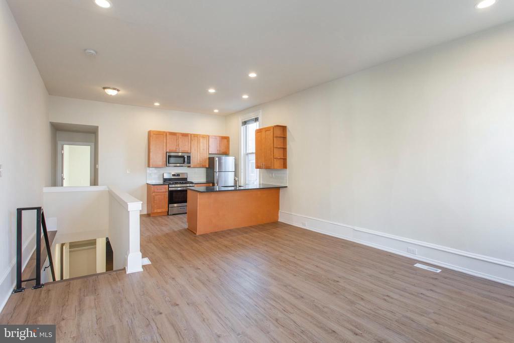 767 S 15TH STREET