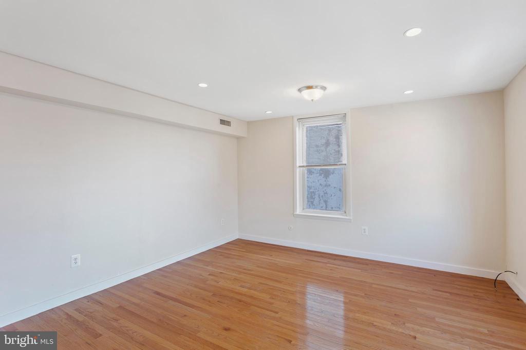 767 S 15TH STREET