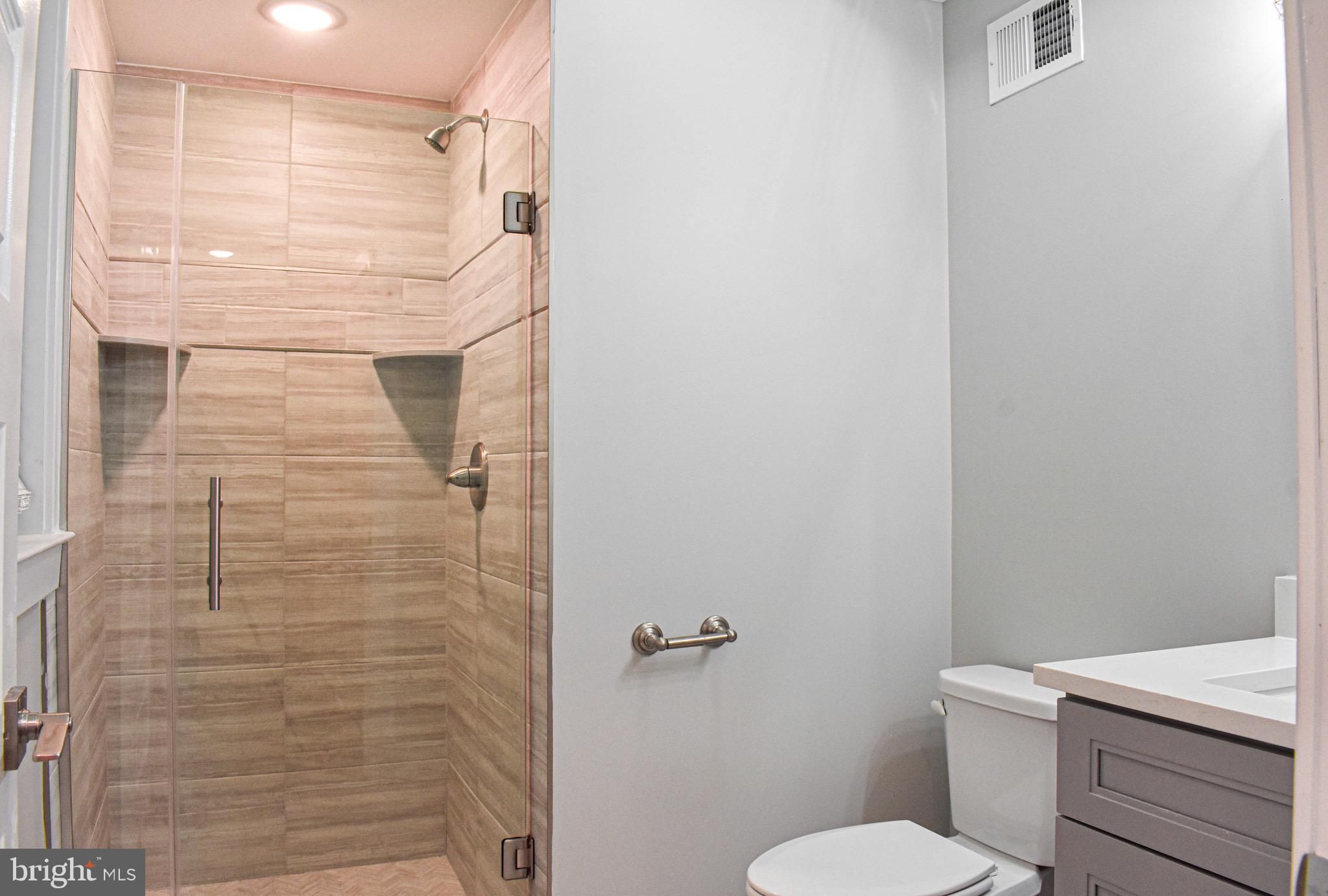 1517 N STILLMAN STREET 23