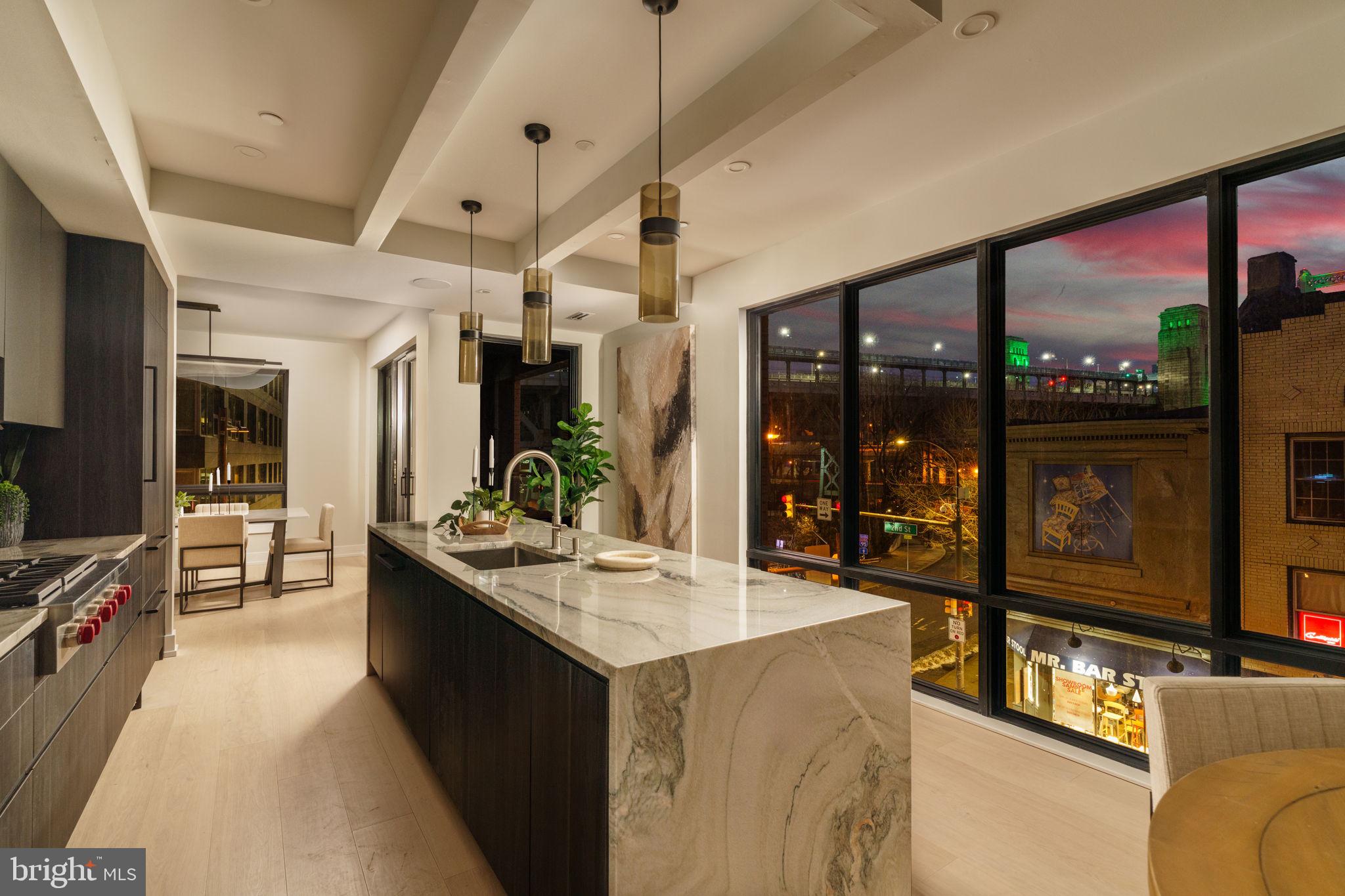 160 N 2ND STREET 64 3R