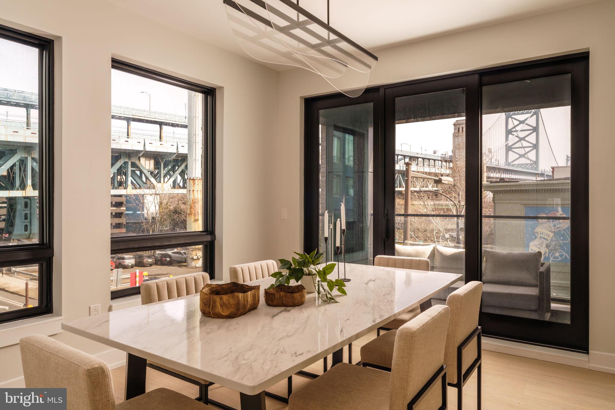 160 N 2ND STREET 64 3R