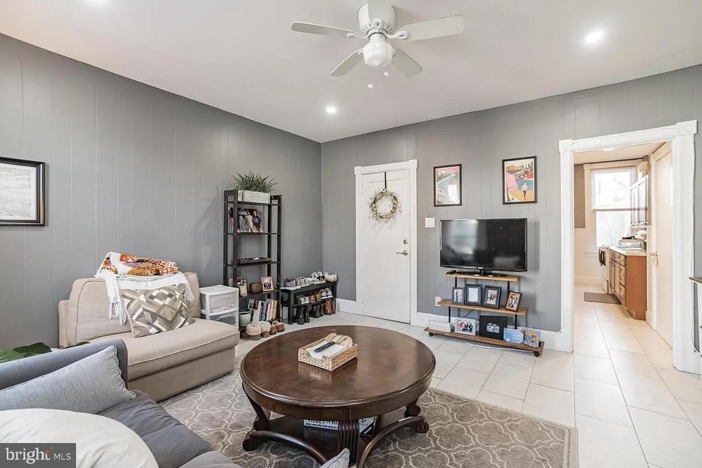 3568 INDIAN QUEEN LANE 2