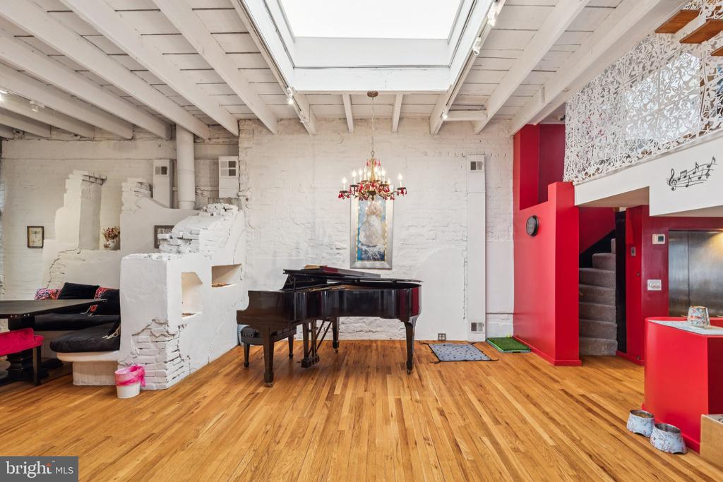 2310 SOUTH STREET