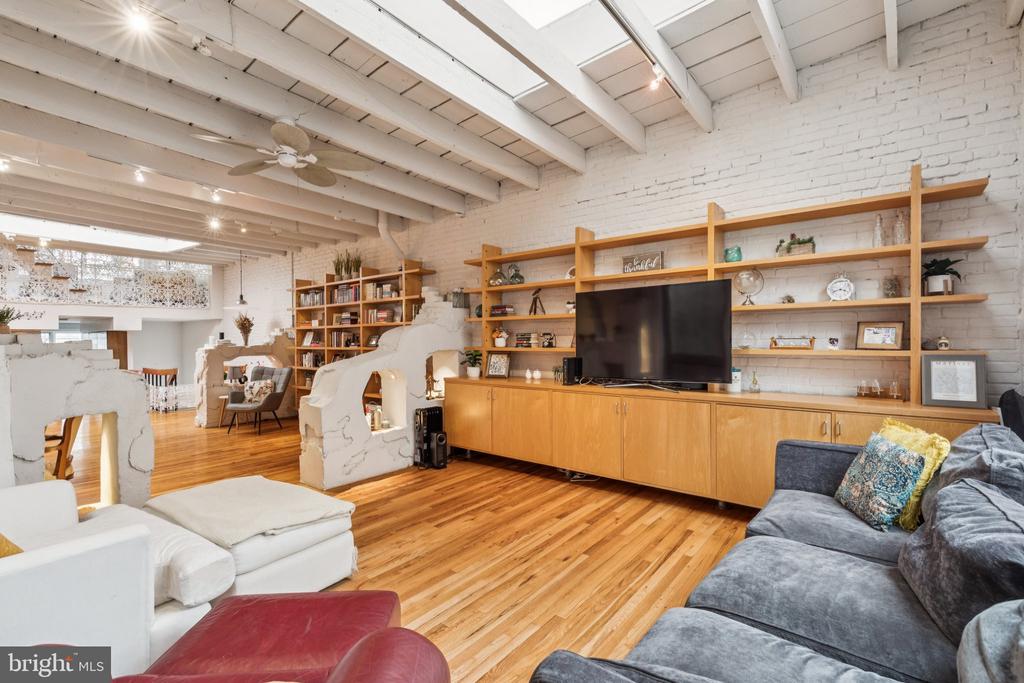 2310 SOUTH STREET