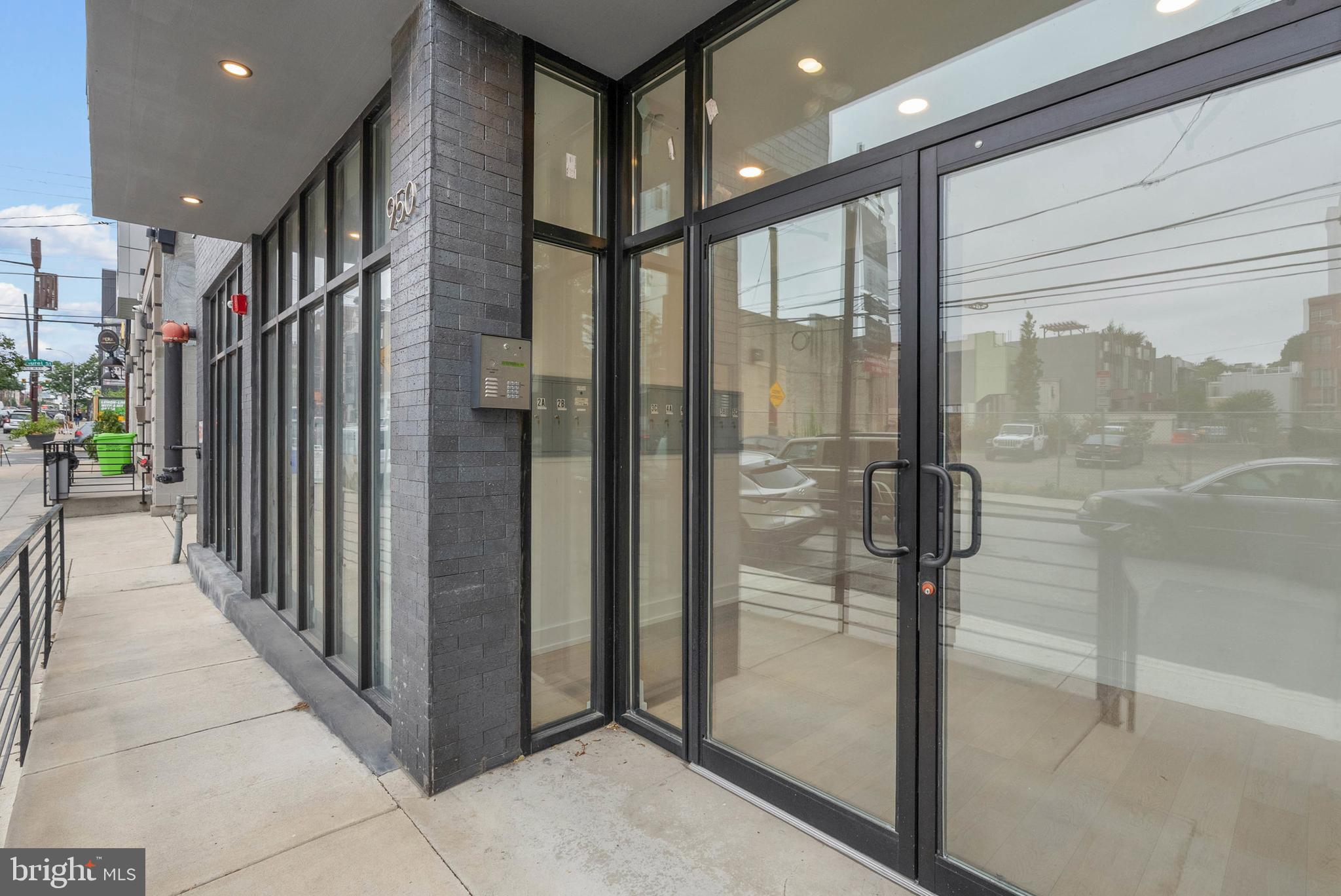 950 N 2ND STREET UNIT 3B