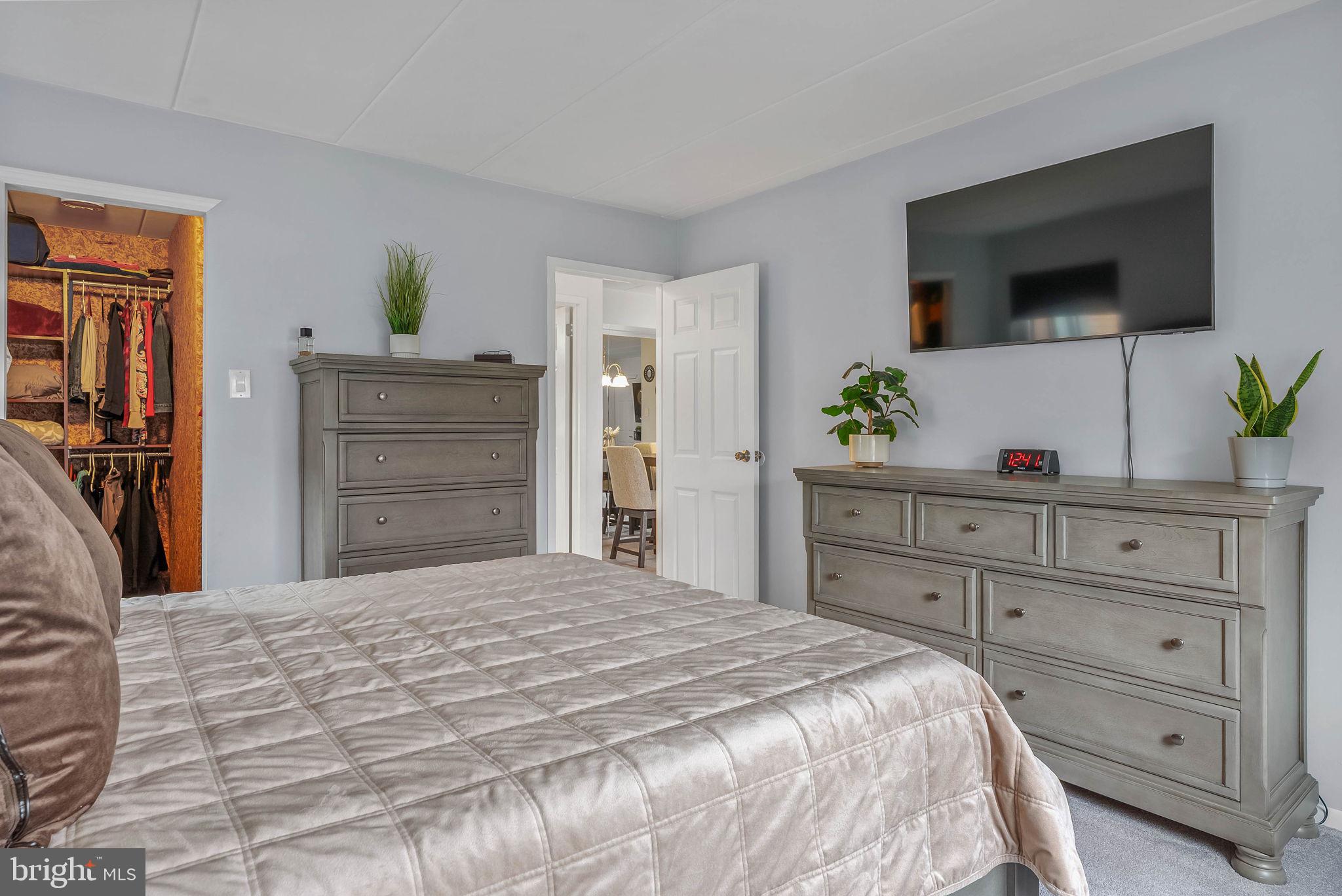 63101 DELAIRE LANDING ROAD 101