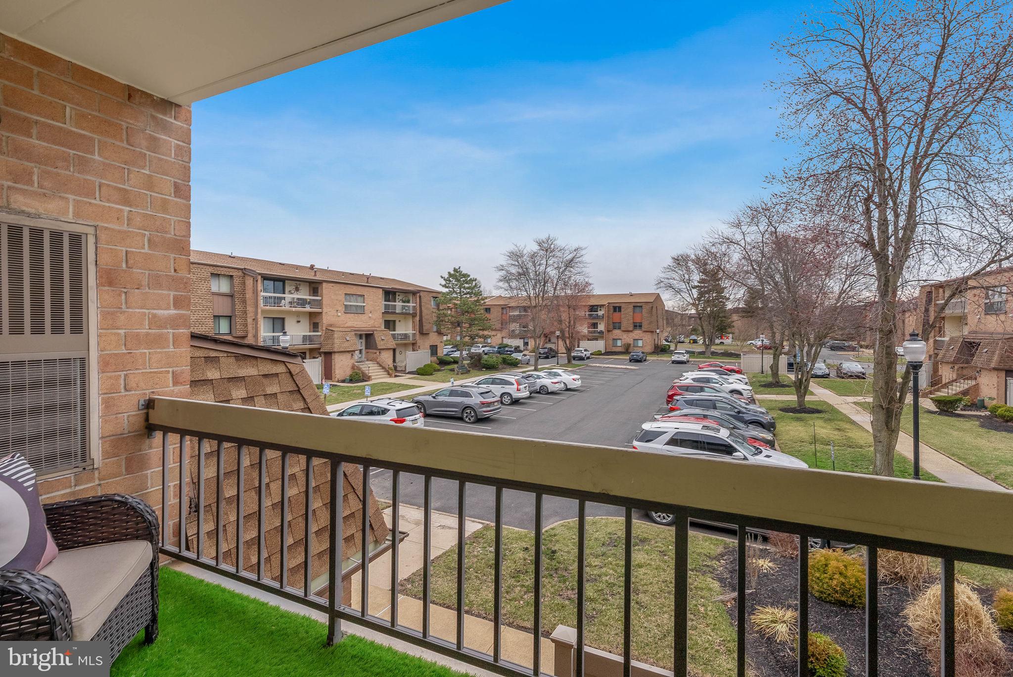 63101 DELAIRE LANDING ROAD 101