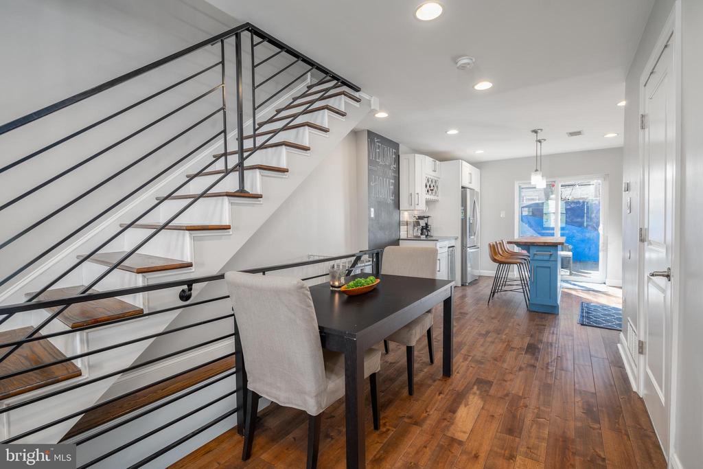 2012 PIERCE STREET