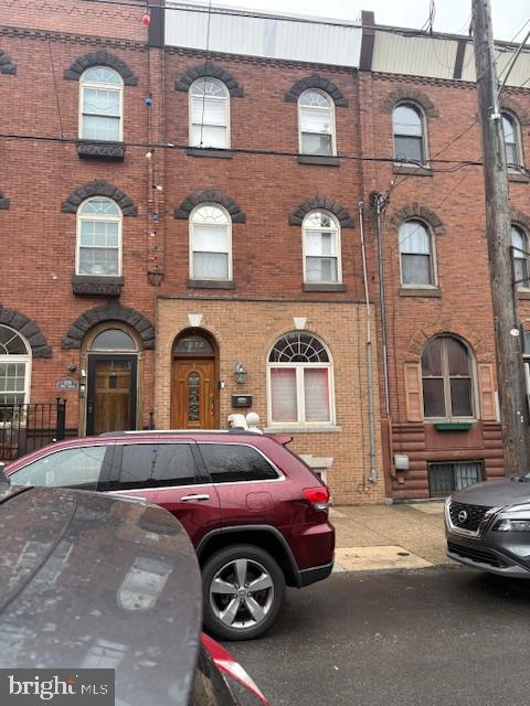 1232 WOLF STREET