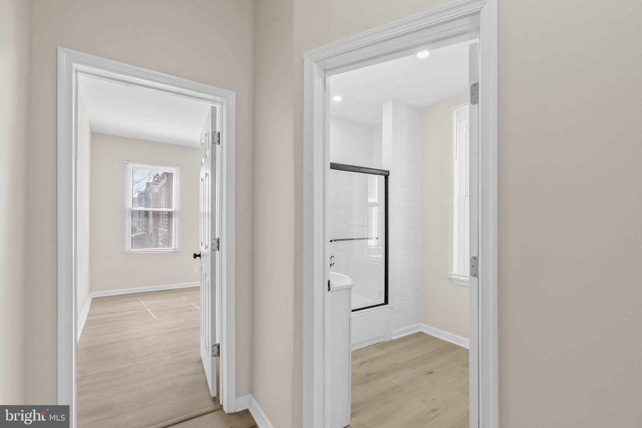 2908 W MASTER STREET