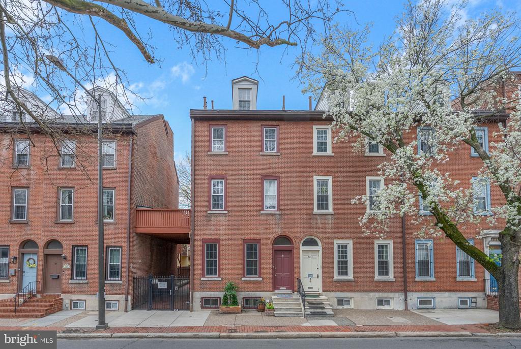 504 S 11TH STREET 06 33