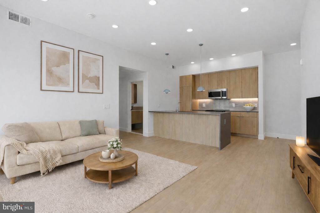 1440 N FRONT STREET 1BED