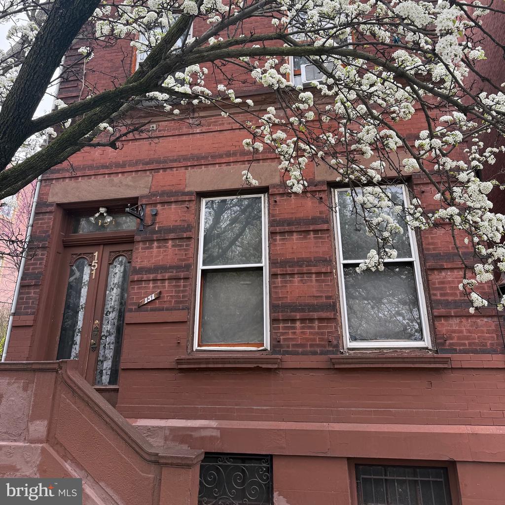 151 W SUSQUEHANNA AVENUE