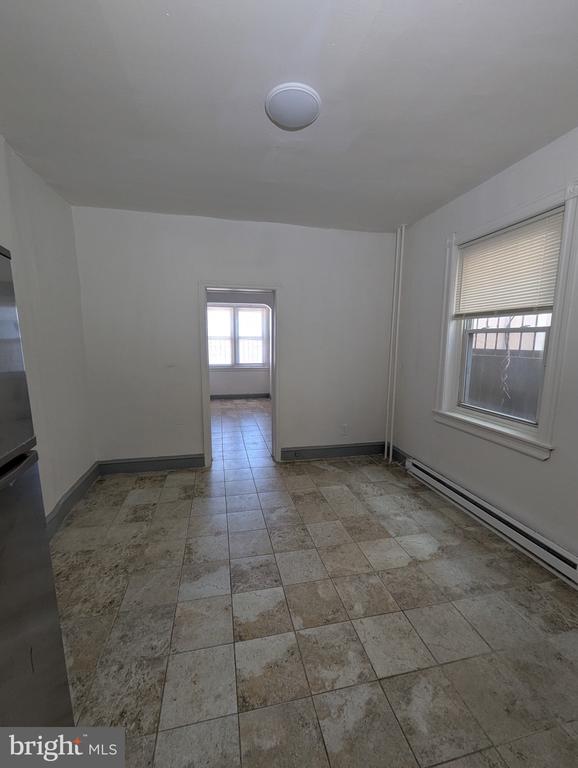 5205 N 5TH STREET Unit: 1R