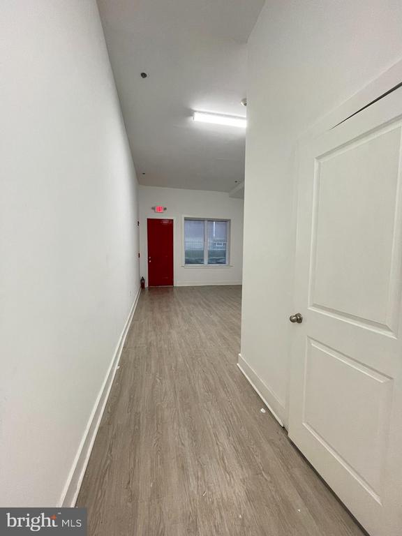 6104 MARKET STREET