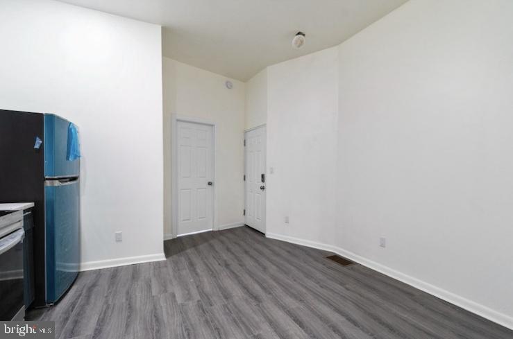 1118 W LEHIGH AVENUE