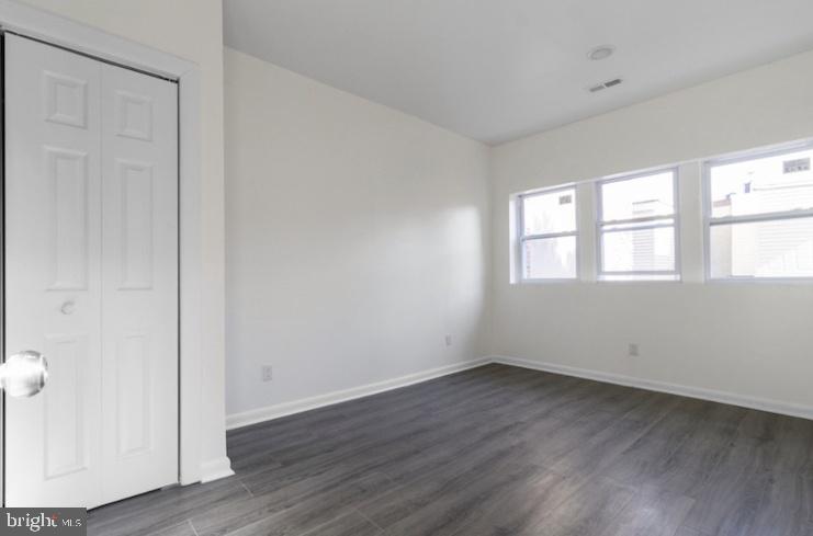 1118 W LEHIGH AVENUE