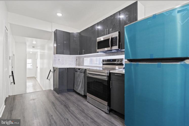 1118 W LEHIGH AVENUE