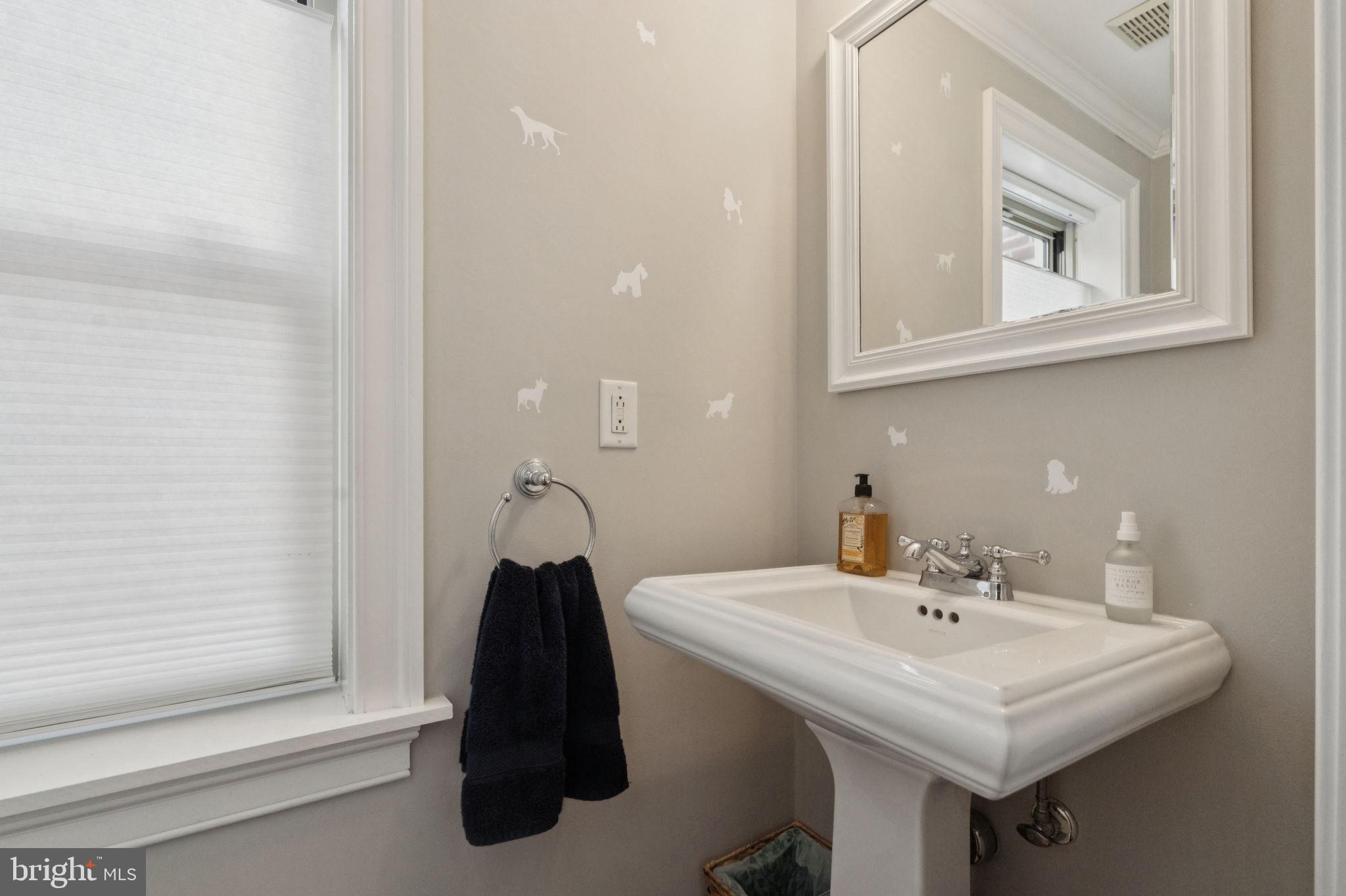 1615 SPRUCE STREET 1617 400