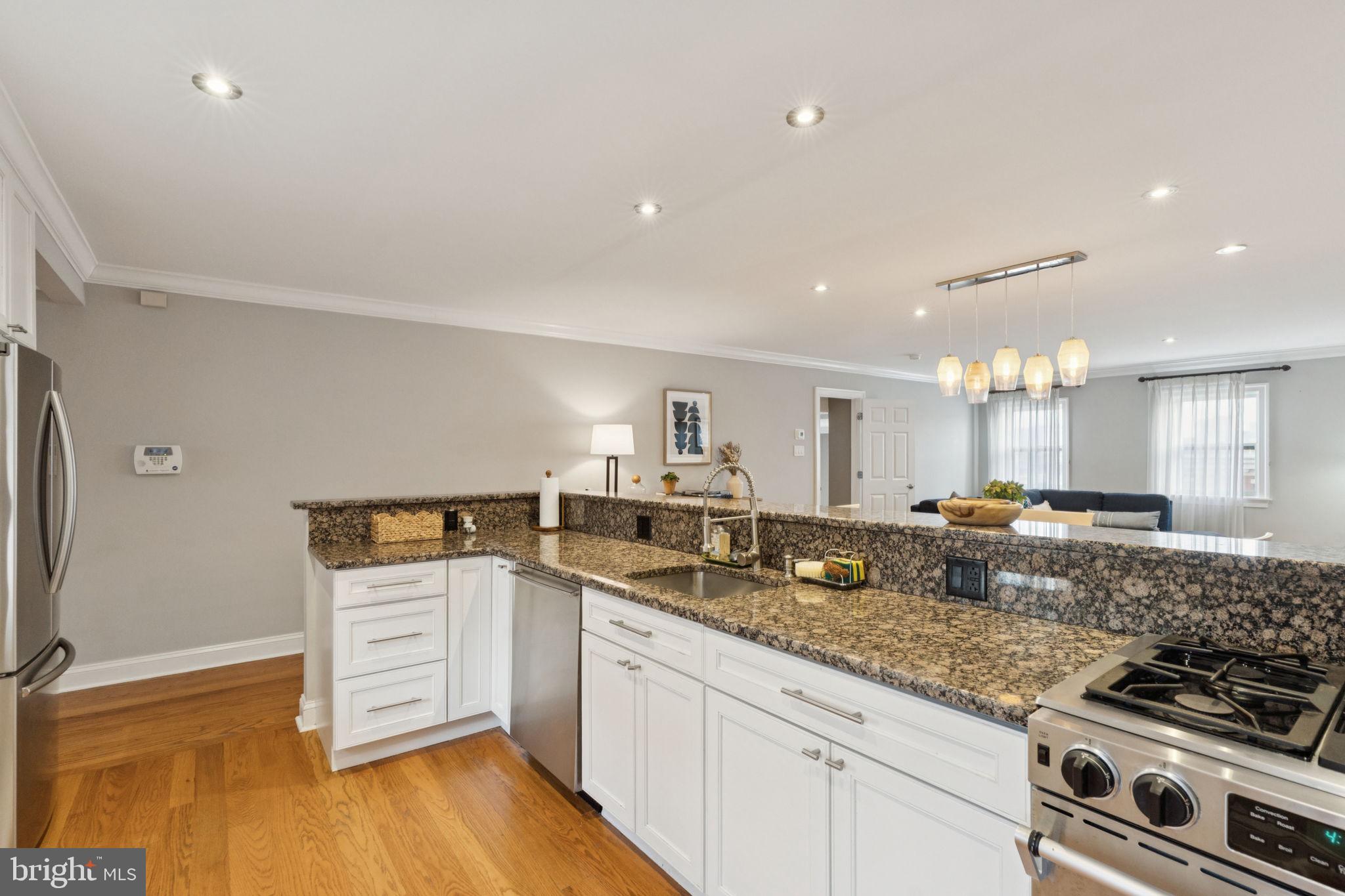 1615 SPRUCE STREET 1617 400