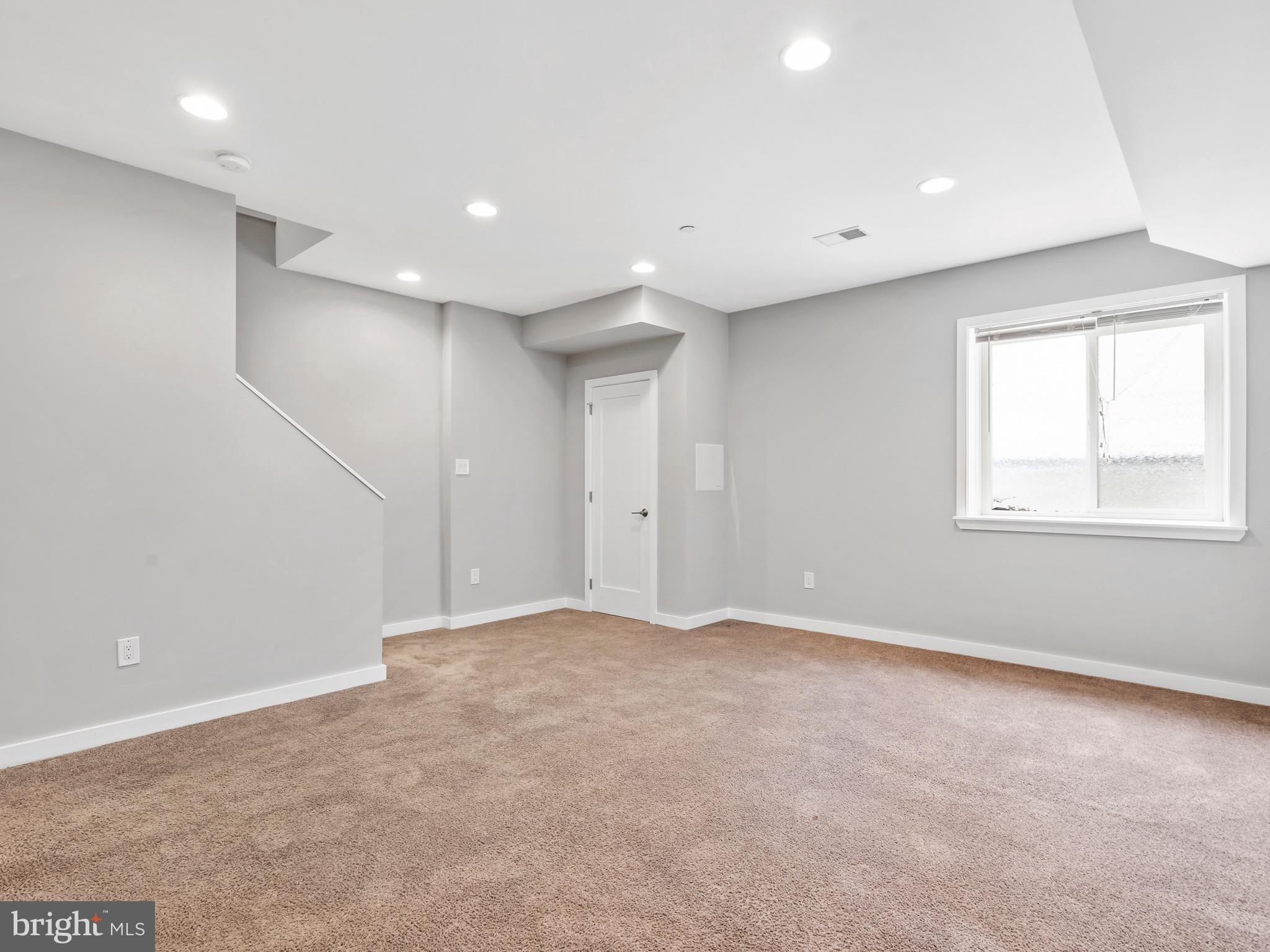 1435 N ORKNEY STREET