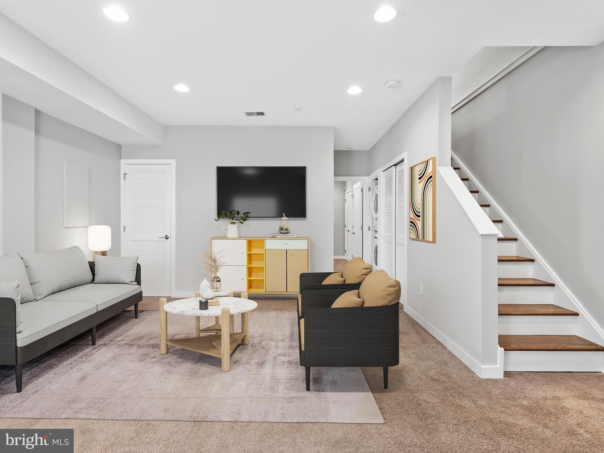 1435 N ORKNEY STREET