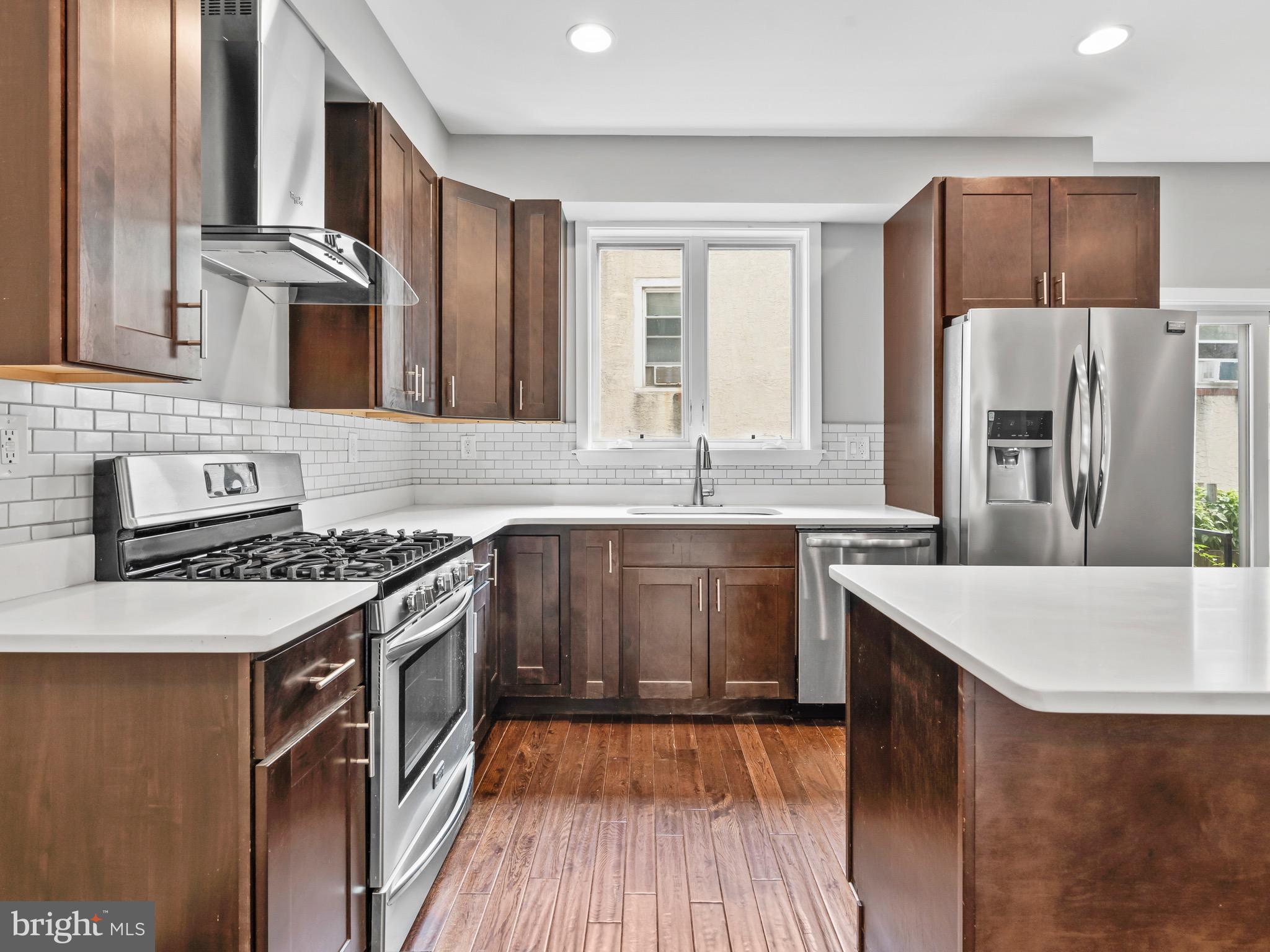 1435 N ORKNEY STREET