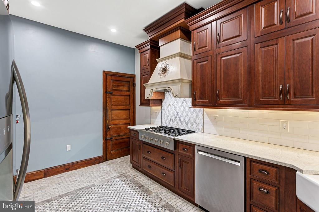507 S 45TH STREET