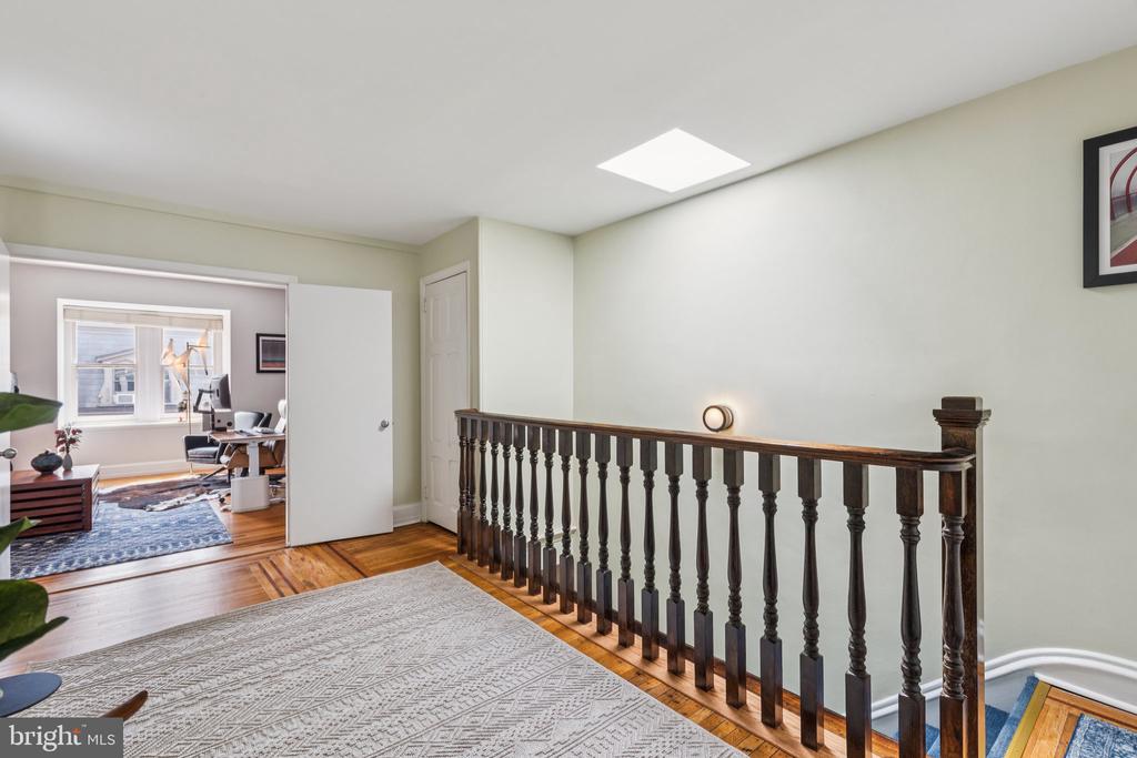 2219 DELANCEY PLACE Unit: 6