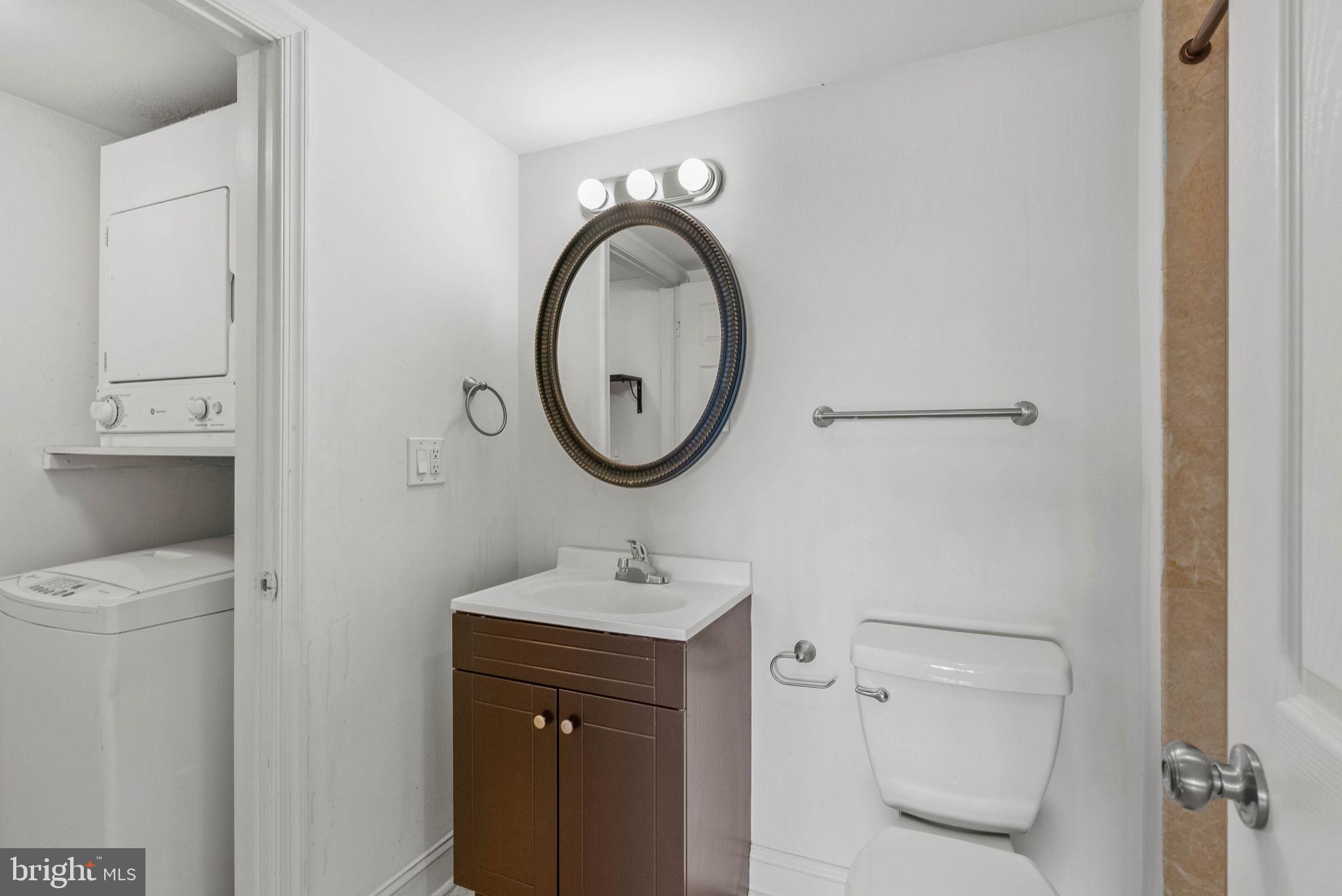 200 LOMBARD STREET 10 815