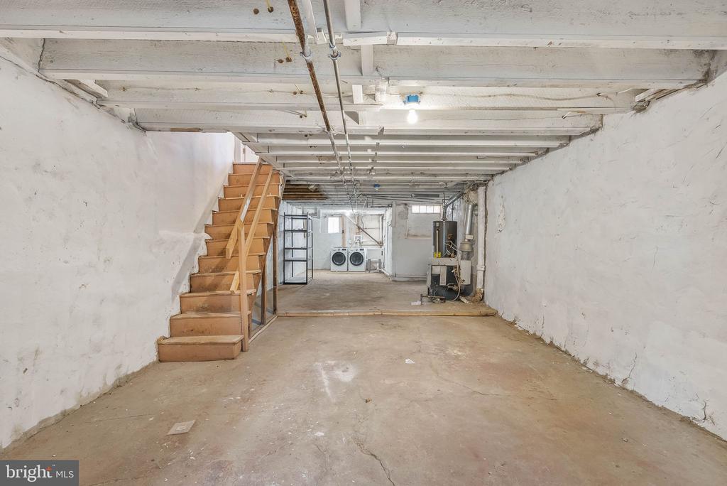 4671 N 16TH STREET