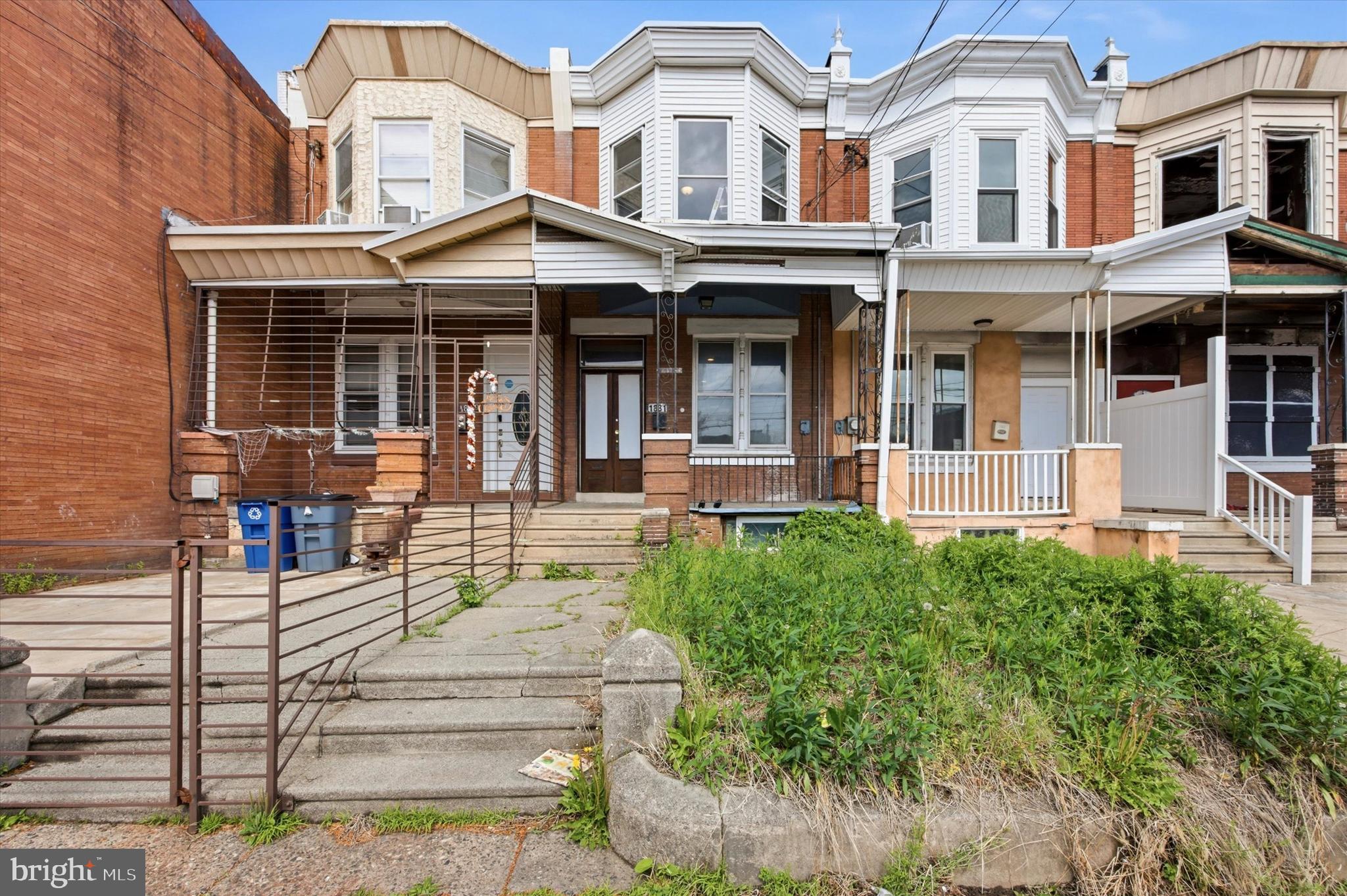 1831 E CAMBRIA STREET