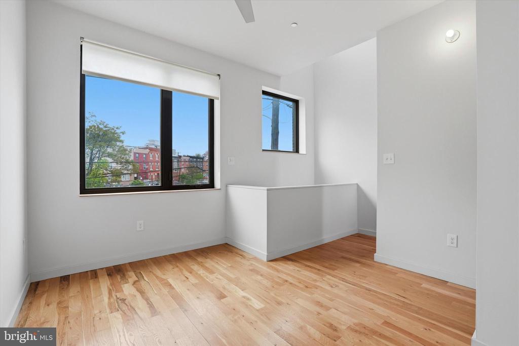 1734 FOLSOM STREET